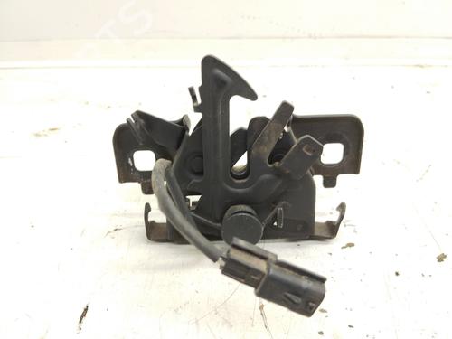 Hood lock RENAULT CLIO IV (BH_) 1.2 TCe 120 (BHM0) | BP24112873C133 