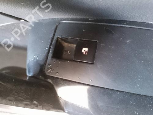 Used Right front window switch Right front window switch 35818038 35818038