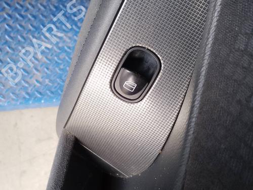 Used Right front window switch Right front window switch 35818416 35818416