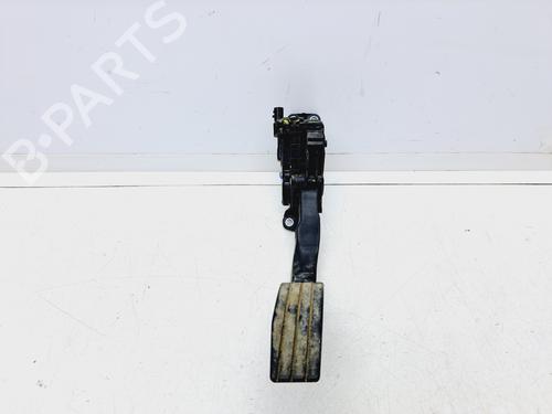 pedal-renault-twingo-ii-cn0_-8200426241-hella-2007-18658127 main image