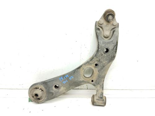 Used Left front suspension arm TOYOTA AURIS (_E15_) 1.4 D-4D (NDE150_, NDE150R) (90 hp) 24039861