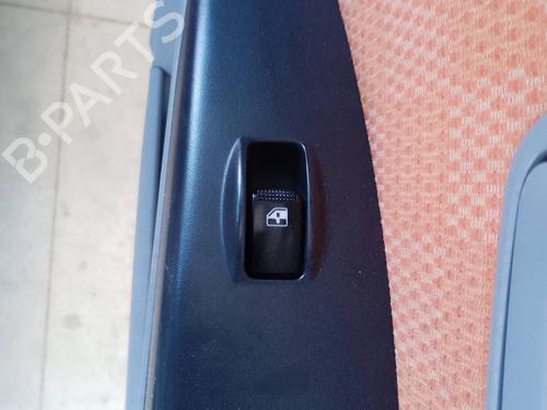 Used Right front window switch Right front window switch 35817489 35817489