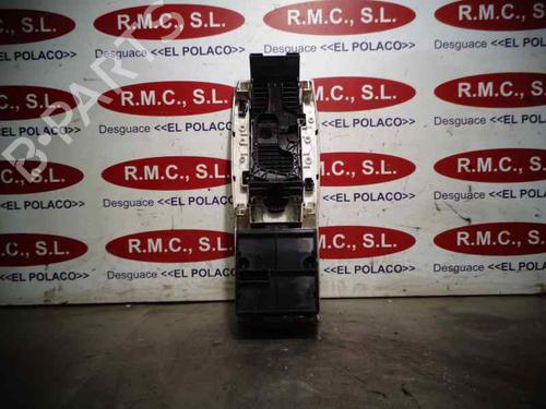Middle console LAND ROVER RANGE ROVER SPORT I (L320) 2.7 D 4x4 | BP21261945I22 