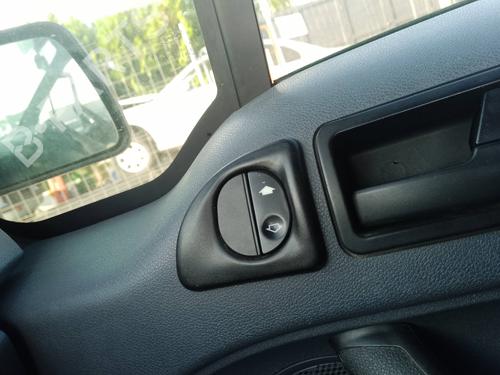 Used Right front window switch Right front window switch 35817384 35817384