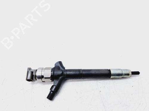 Used Injector TOYOTA AVENSIS (_T25_) 2.2 D-4D (ADT251_, ADT251R) (150 hp) 24528376