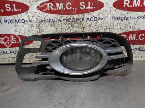 Faro Antiniebla delantero izquierdo MERCEDES-BENZ C-CLASS (W204) C 200 CDI (204.007, 204.006) (136 hp) A1698201556 |