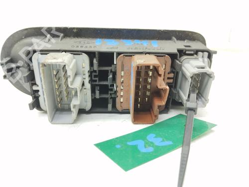 Left front window switch RENAULT SCÉNIC II (JM0/1_)  | BP26131628I27 
