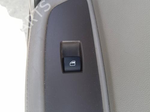 Used Right front window switch Right front window switch 35816991 35816991
