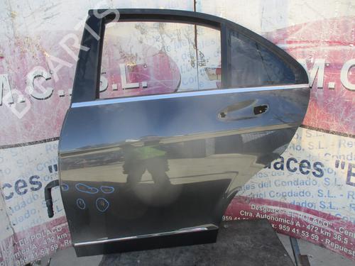 Used Left rear door MERCEDES-BENZ C-CLASS (W204) [2007-2015]  13470921