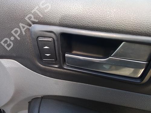 Used Right front window switch Right front window switch 35815989 35815989