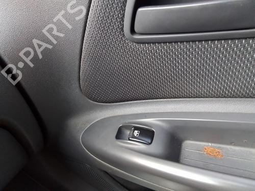 Used Right front window switch Right front window switch 35816210 35816210