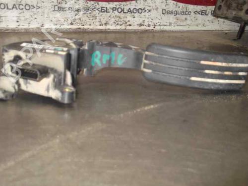 Used Pedal RENAULT MEGANE III Hatchback (BZ0/1_, B3_) 1.5 dCi (86 hp) 13455887