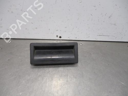 Trunk håndtak AUDI A3 Limousine (8VS, 8VM) 1.6 TDI (115 hp) 5N0827566 | 5N0827566 |