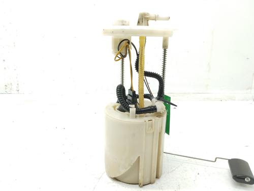 Używane Pompa paliwa SSANGYONG TIVOLI [2015-2025]  30595845