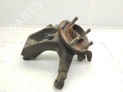 Used Right front steering knuckle FORD FOCUS C-MAX (DM2) [2003-2007]  19111809