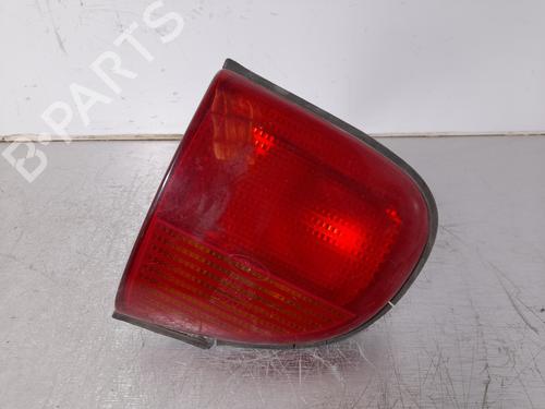 Used Left tailgate light Left tailgate light 19064391 19064391