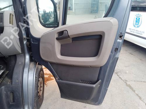 Used Front right panel Front right panel 35817919 35817919