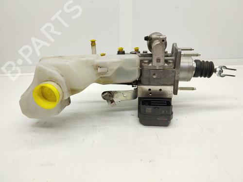 Used Brake master cylinder TOYOTA C-HR (_X1_) 1.8 Hybrid (ZYX10_, ZYX11_, ZYX10R, ZYX11R) (122 hp) 19055429
