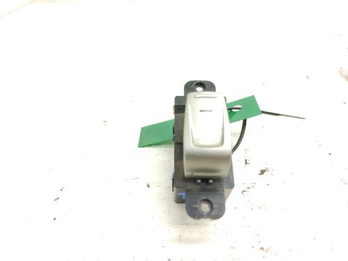 Used Right rear window switch SSANGYONG TIVOLI [2015-2025]  30575592