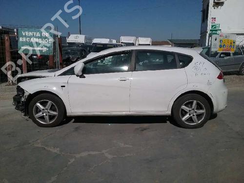 Steering column stalk SEAT LEON (1P1) 1.6 TDI | BP13452830I23 