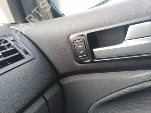 Used Right front window switch Right front window switch 35816566 35816566