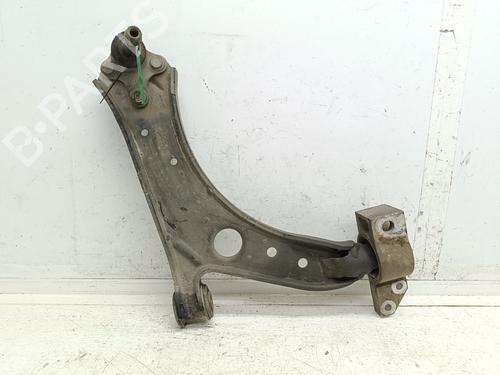 Used Right front suspension arm AUDI A3 (8P1) 1.9 TDI (105 hp) 32078107
