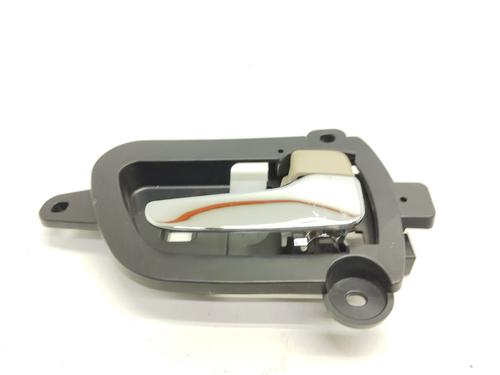 Used Rear right interior door handle Rear right interior door handle MITSUBISHI OUTLANDER II (CW_W) 2.0 DI-D (CW8W) (140 hp) 18867922 18867922