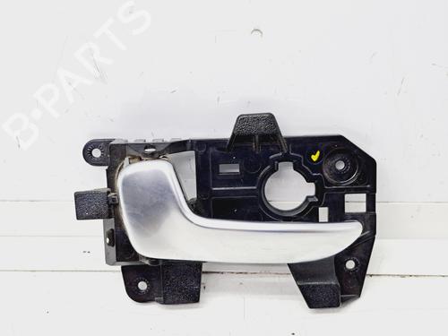 front-left-interior-door-handle-kia-carens-iv-17-crdi-82613rp000-2013-21484826 main image
