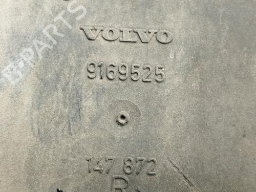 Right headlight VOLVO C70 I Convertible (873) 2.4 T | BP30504839C29