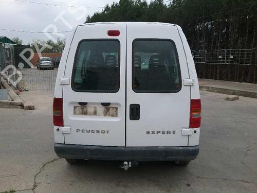 Right headlight PEUGEOT EXPERT (224_) 1.9 D | BP13456607C29 