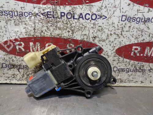 Left front window motor FORD FIESTA VI (CB1, CCN) 1.5 TDCi | BP13461541E21 