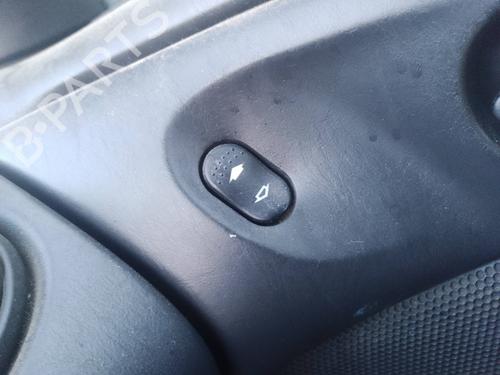 right-front-window-switch-ford-focus-i-daw-dbw-1998-1999-2000-2001-2002-2003-2004-2005-2006-2007-2008-2009-35816561 main image