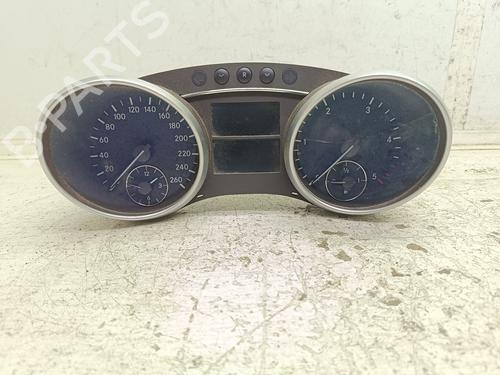 Used Instrument cluster Instrument cluster MERCEDES-BENZ M-CLASS (W164) ML 320 CDI 4-matic (164.122) (224 hp) 34404673 34404673