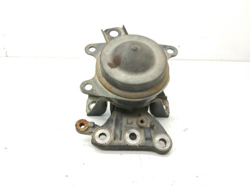 Used Engine mount MITSUBISHI GRANDIS (NA_W) [2003-2011]  21665986