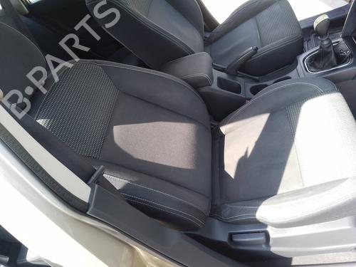 right-front-seat-renault-koleos-i-hy_-2008-35817152 main image