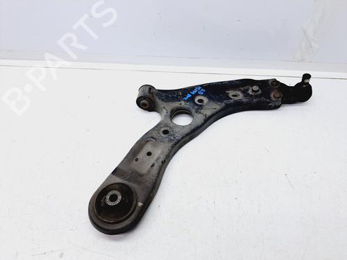 Used Right front suspension arm KIA CARENS IV 1.7 CRDi (116 hp) 17463429