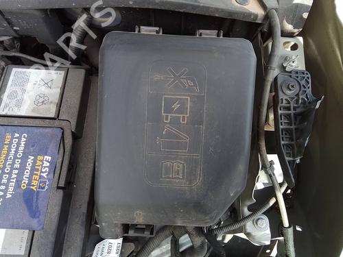 Used Fuse box Fuse box 35815702 35815702