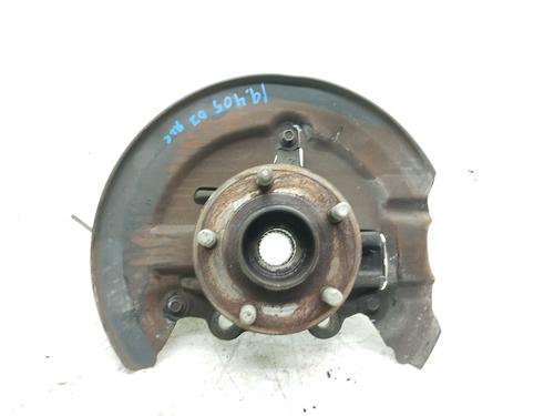 Venstre Styrespindel lagerhus FORD FOCUS III 1.6 TDCi (115 hp) 30488546