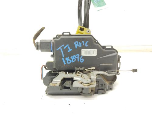 Used Rear left lock VW POLO (9N_, 9A_) [2001-2014]  26123078