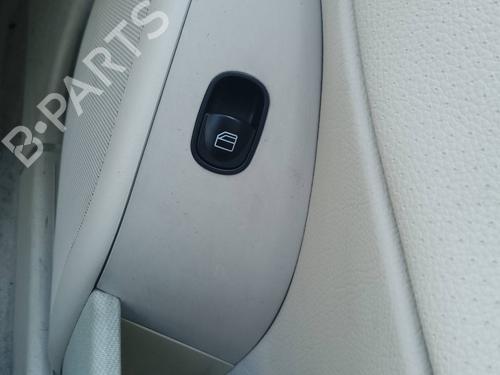 right-front-window-switch-mercedes-benz-c-class-w203-2000-2001-2002-2003-2004-2005-2006-2007-35817105 main image