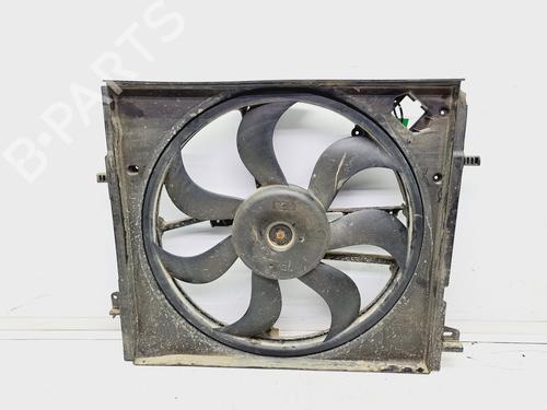 Used Radiator fan RENAULT KADJAR (HA_, HL_) 1.6 dCi 130 (HLA4) (130 hp) 24038951