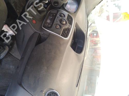 dashboard-renault-kangoo-express-fw01_-2008-36393850 main image