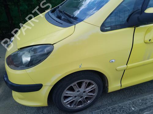 left-front-fenders-peugeot-1007-km_-2005-35817113 main image
