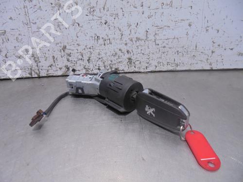 Used Ignition barrel PEUGEOT 208 I (CA_, CC_) 1.4 VTi (95 hp) 13470212