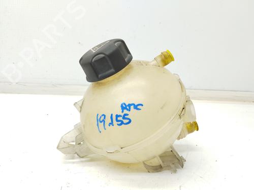 Used Expansion tank PEUGEOT 3008 II SUV (MC_, MR_, MJ_, M4_) 1.6 BlueHDi 120 (120 hp) 25136453
