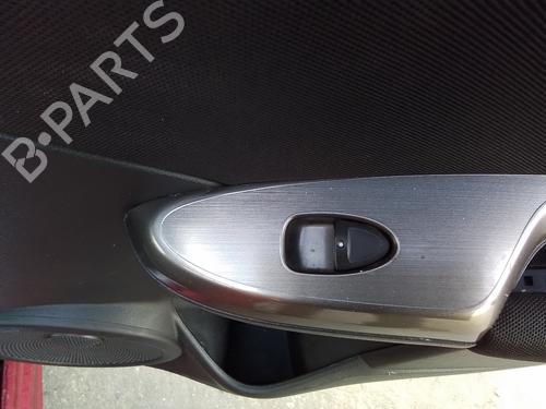 Used Right rear window switch Right rear window switch 35816109 35816109
