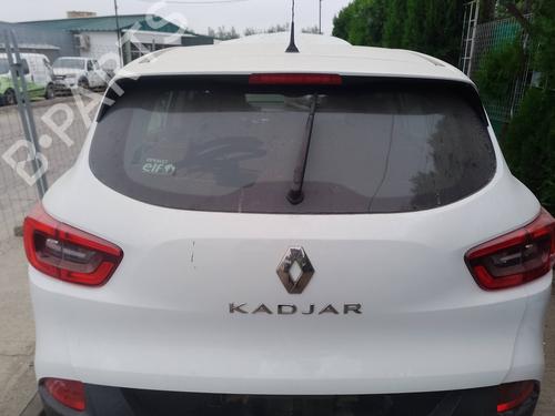 tailgate-renault-kadjar-ha_-hl_-2015-35817245 main image