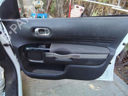 Used Front right panel Front right panel 35815962 35815962
