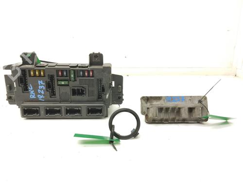 Used Engine control unit (ECU) FIAT PANDA (169_) 1.1 (169.AXA1A) (54 hp) 30883834