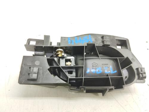 Rear left interior door handle PEUGEOT 208 I (CA_, CC_) 1.2 VTI 82 | BP21393676I15 